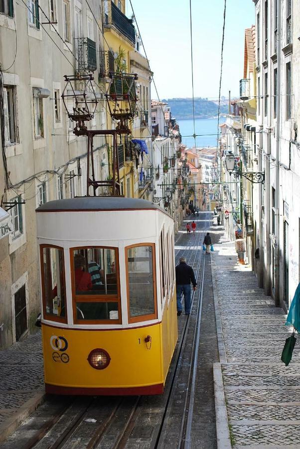Perfectly Located In Santa Catarina - Bairro Alto Appartement